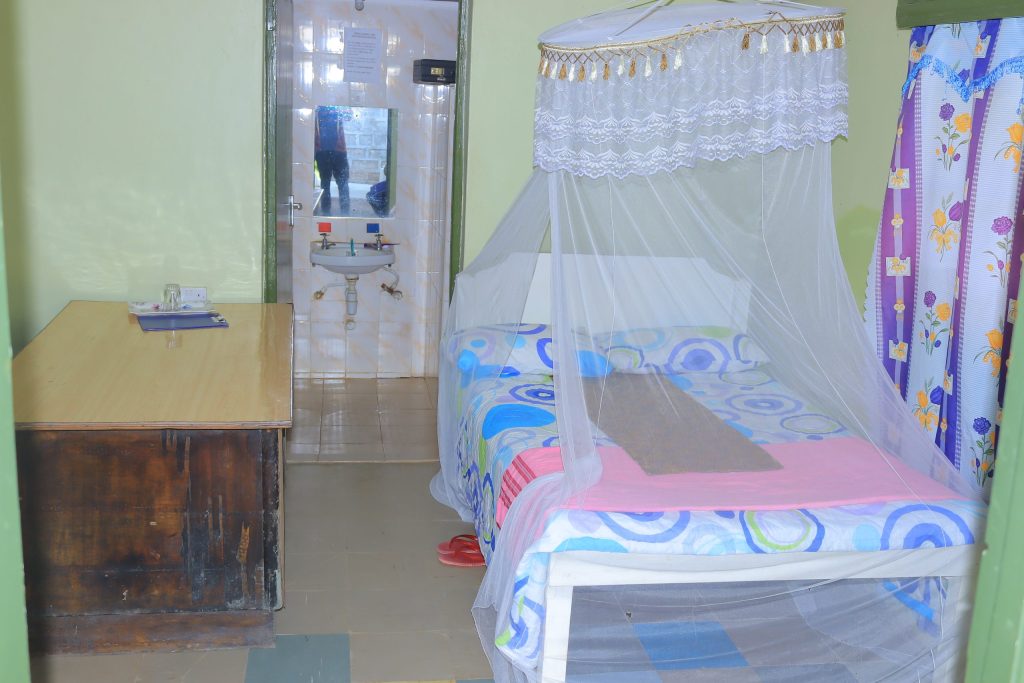 Rhino Tourist Camp Single Room